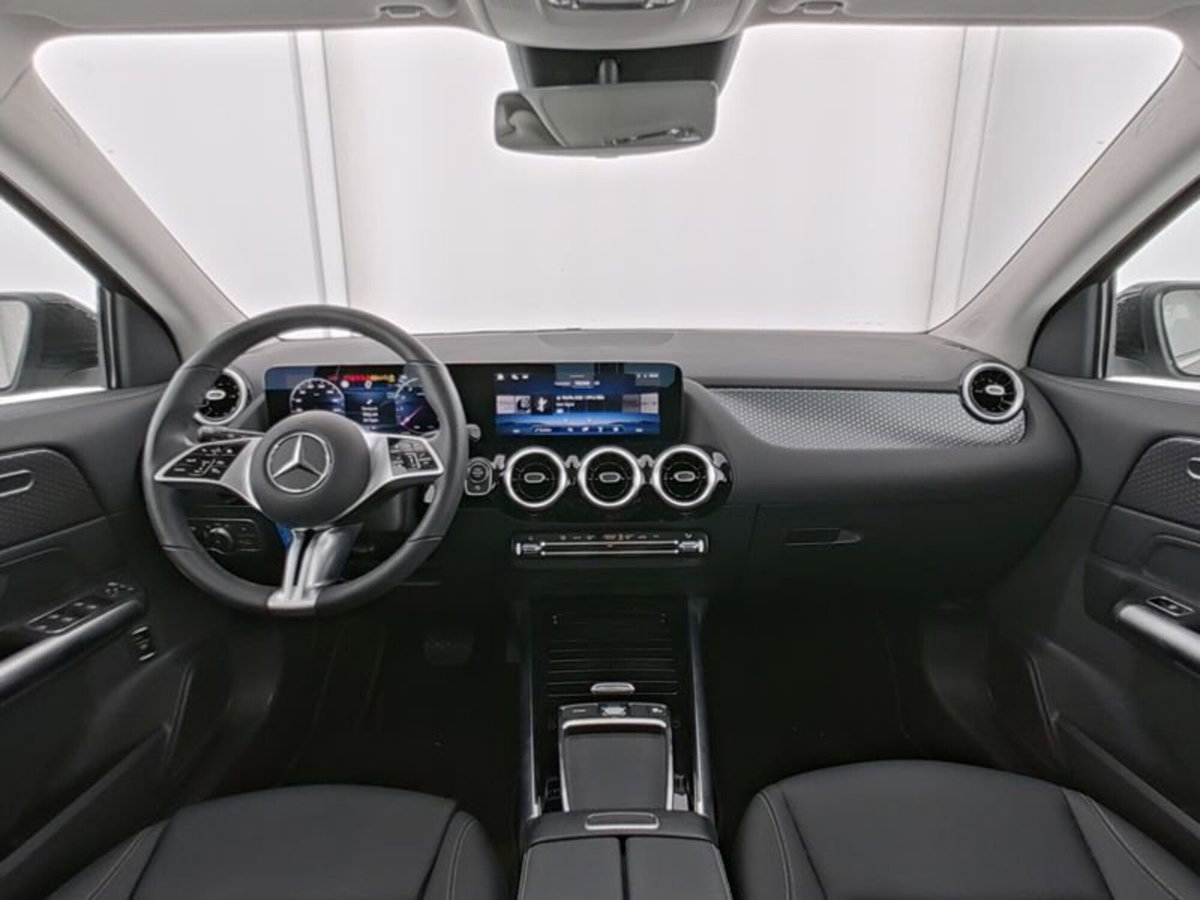 Mercedes-Benz GLA SUV 180 Progressive Advanced Plus auto (6)