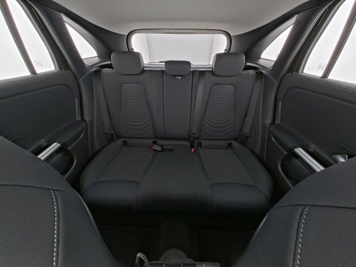 Mercedes-Benz GLA SUV 180 Progressive Advanced Plus auto (7)