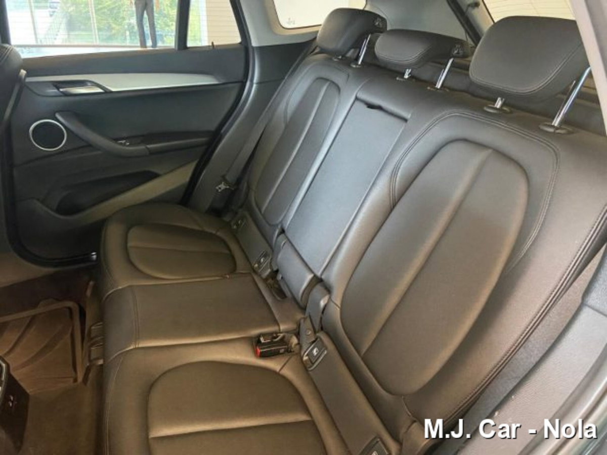 BMW X1 xDrive18d xLine Plus (10)