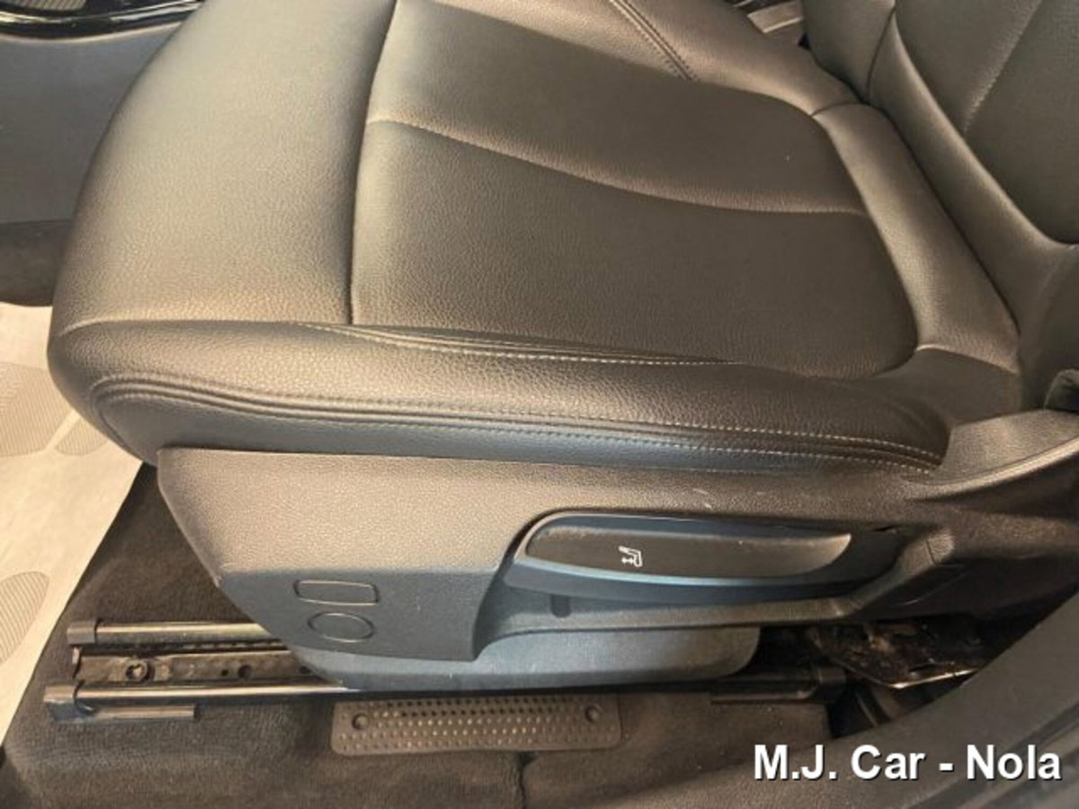 BMW X1 xDrive18d xLine Plus (17)