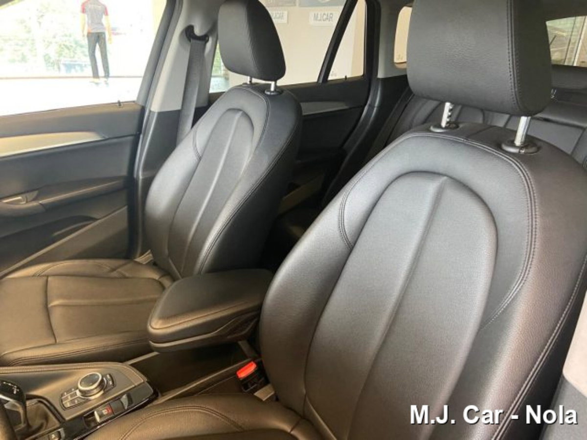 BMW X1 xDrive18d xLine Plus (9)