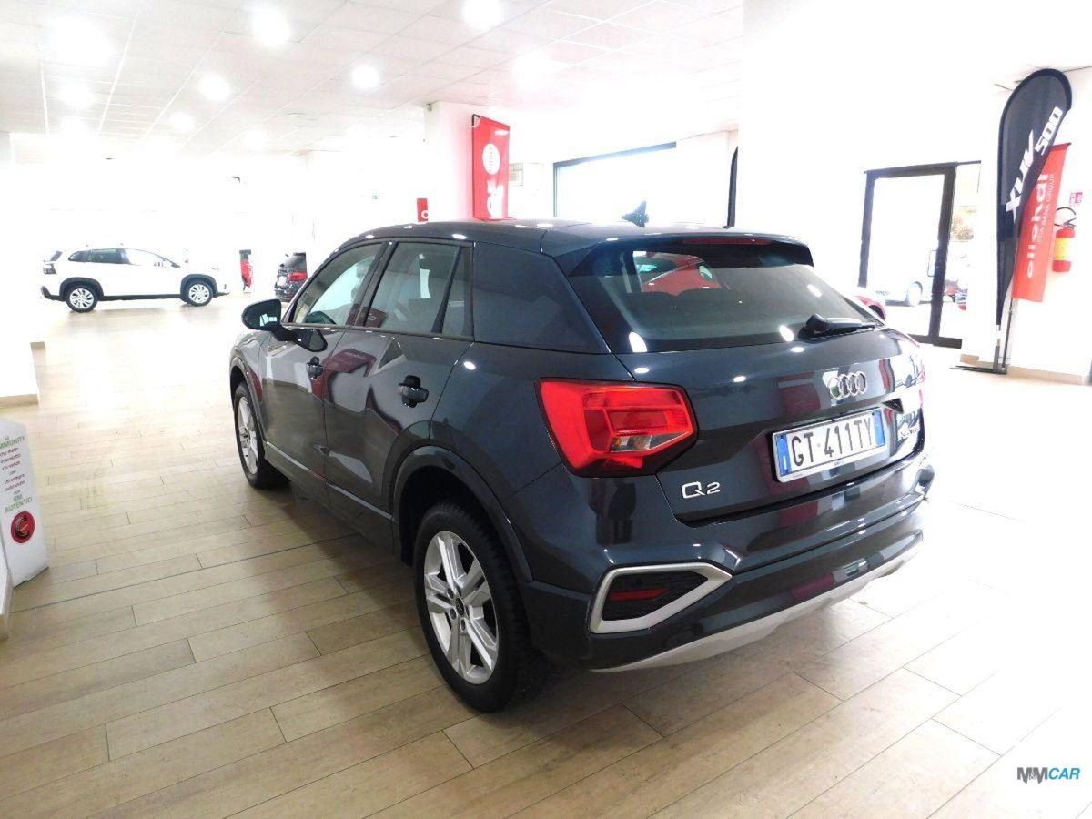 Audi Q2 Q2 35 TFSI S tronic Business (4)