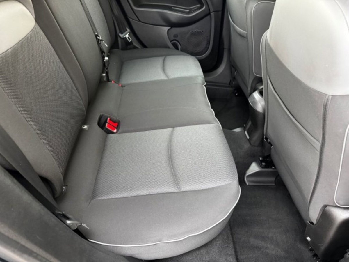 Fiat 500X 1.6 MultiJet 120 CV Pop Star (16)