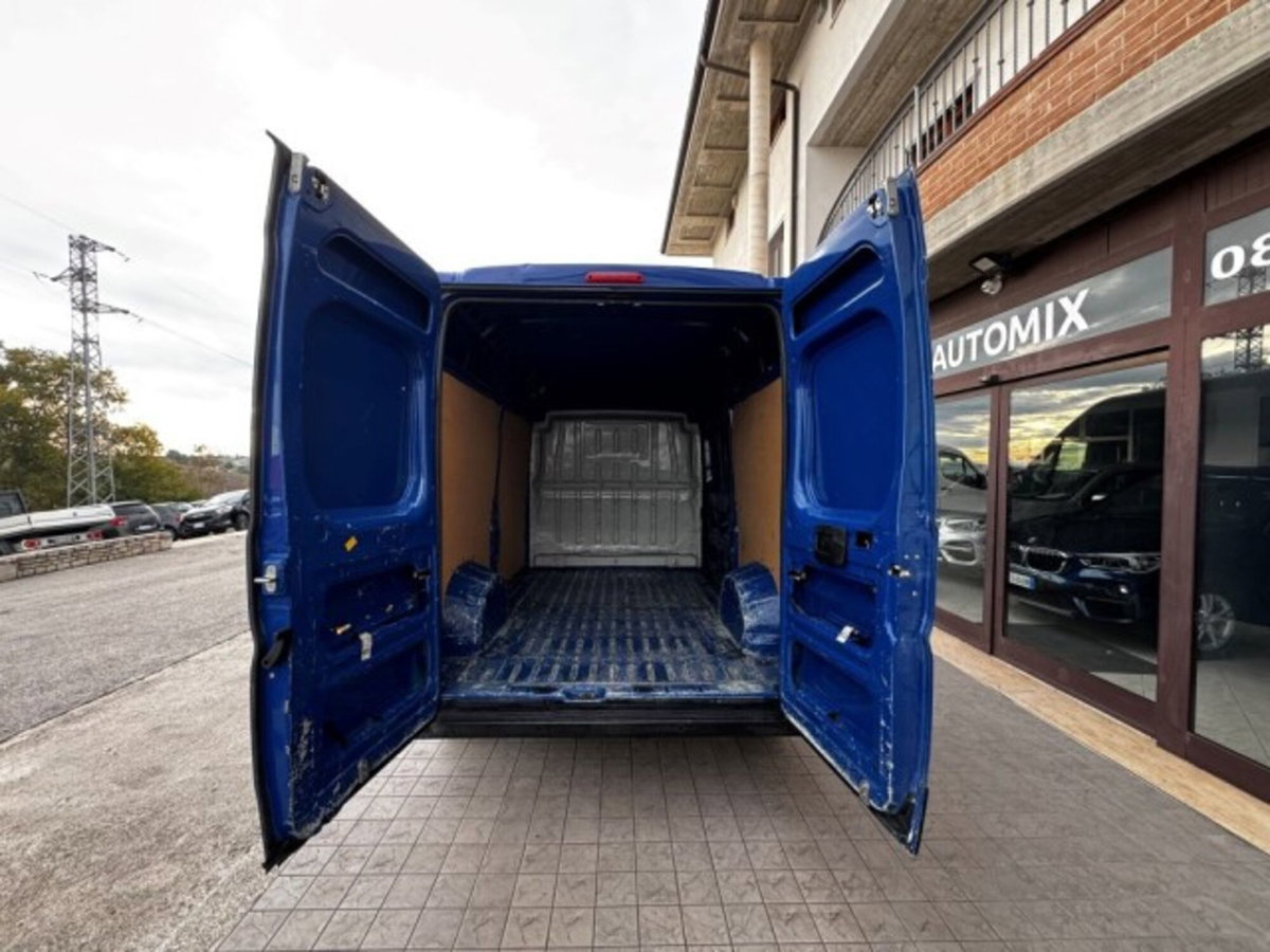 Peugeot Boxer Furgone 333 2.2 BlueHDi 140 S&S PLM-TM Furgone Premium (14)