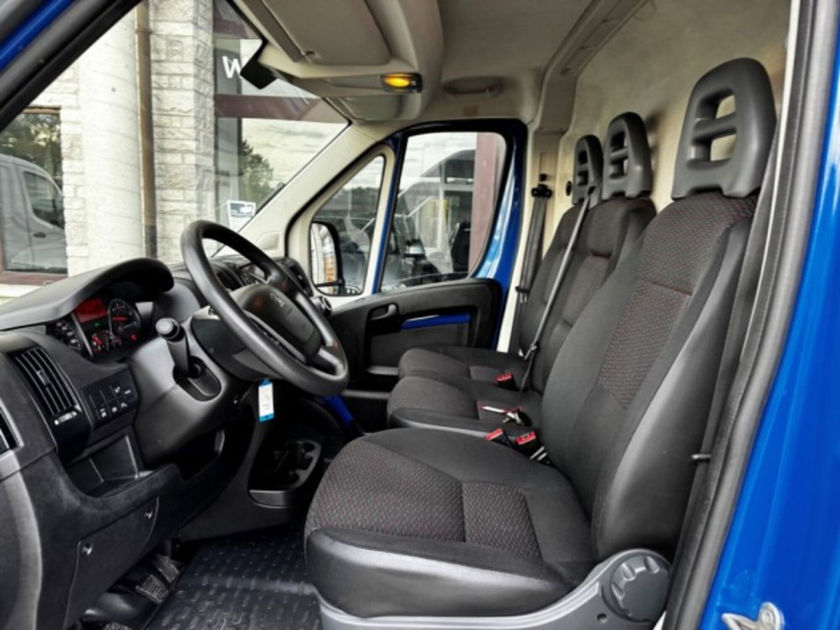 Peugeot Boxer Furgone 333 2.2 BlueHDi 140 S&S PLM-TM Furgone Premium (17)