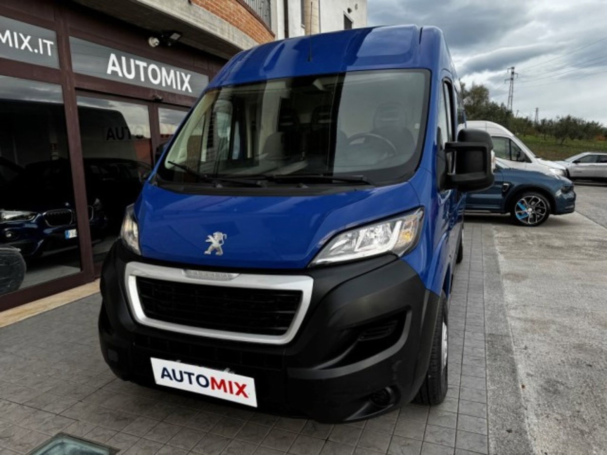Peugeot Boxer Furgone 333 2.2 BlueHDi 140 S&S PLM-TM Furgone Premium (9)