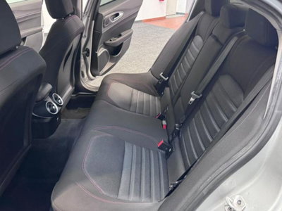 Alfa Romeo Giulia 2.2 Turbodiesel 160 CV AT8 Rosso Edizione (14)