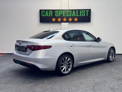 Alfa Romeo Giulia 2.2 Turbodiesel 160 CV AT8 Rosso Edizione (5)