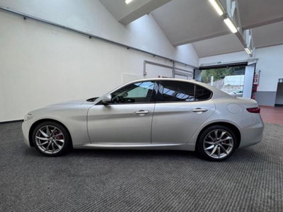 Alfa Romeo Giulia 2.2 Turbodiesel 160 CV AT8 Rosso Edizione (7)