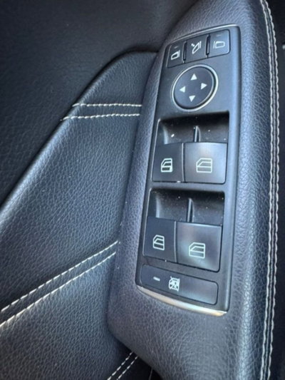 Mercedes-Benz Classe ML 63 4Matic AMG Performance (15)