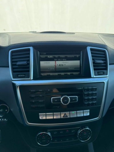 Mercedes-Benz Classe ML 63 4Matic AMG Performance (8)