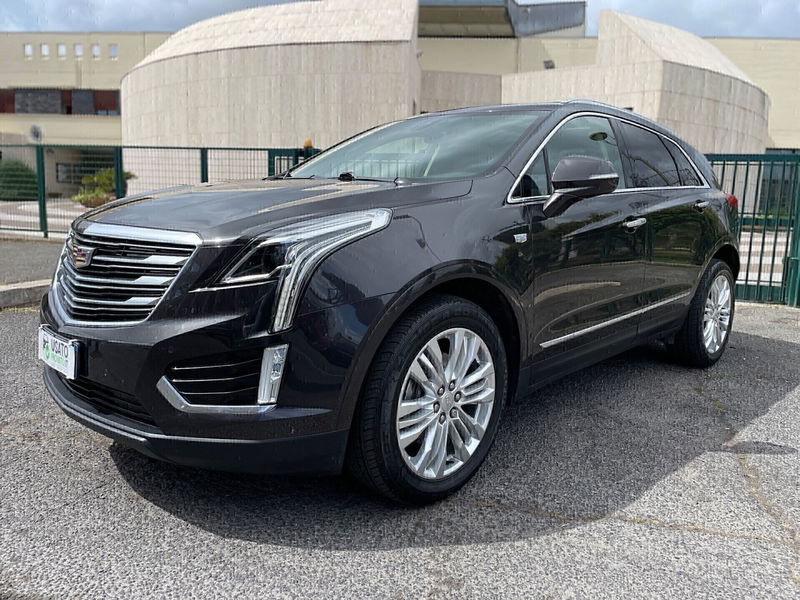 Cadillac XT5 3.6L V6 AWD AT Premium