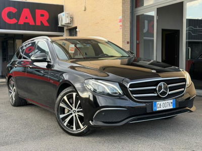 Mercedes-Benz Classe E Station Wagon 300 de Auto EQ-Power Business Sport usata