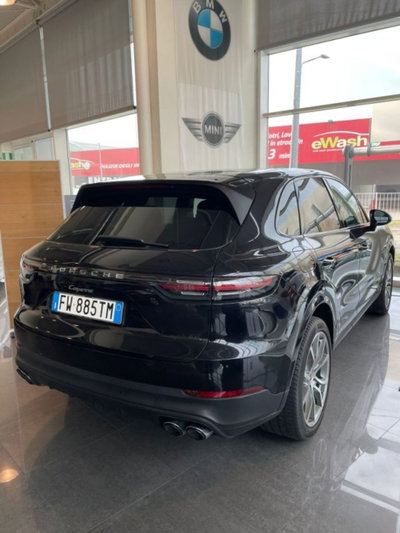 Porsche Cayenne 3.0 V6 (2)