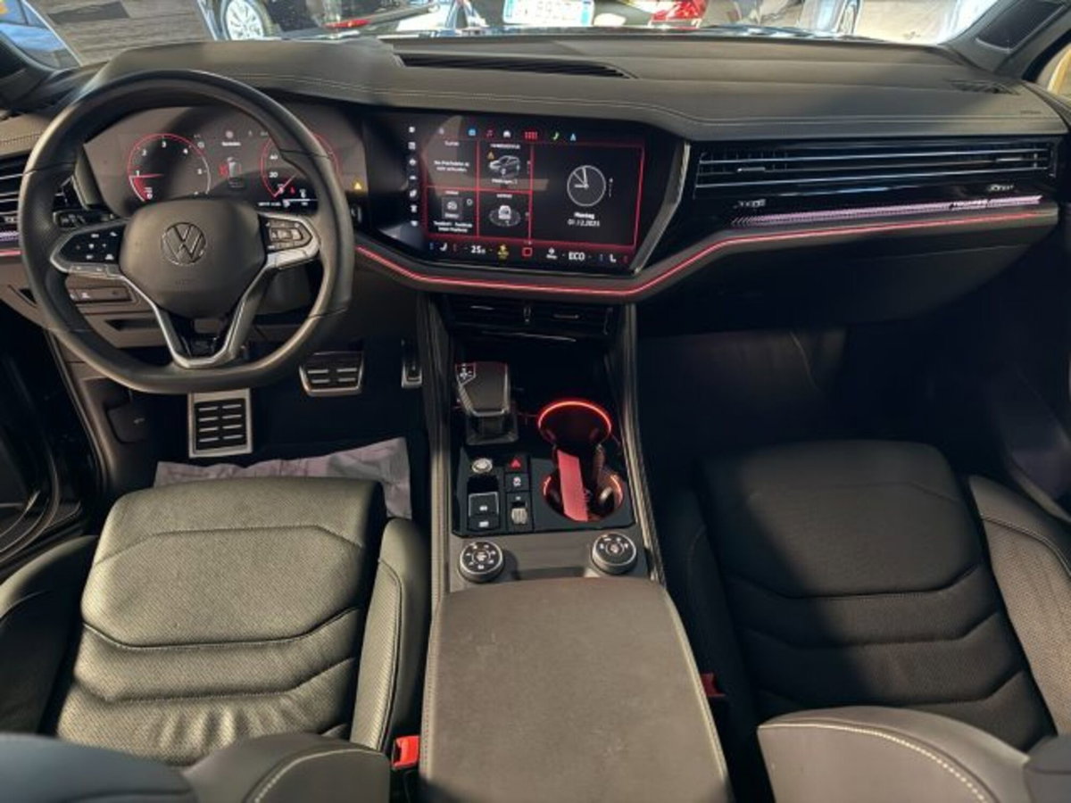 Volkswagen Touareg 3.0 V6 TDI SCR (10)