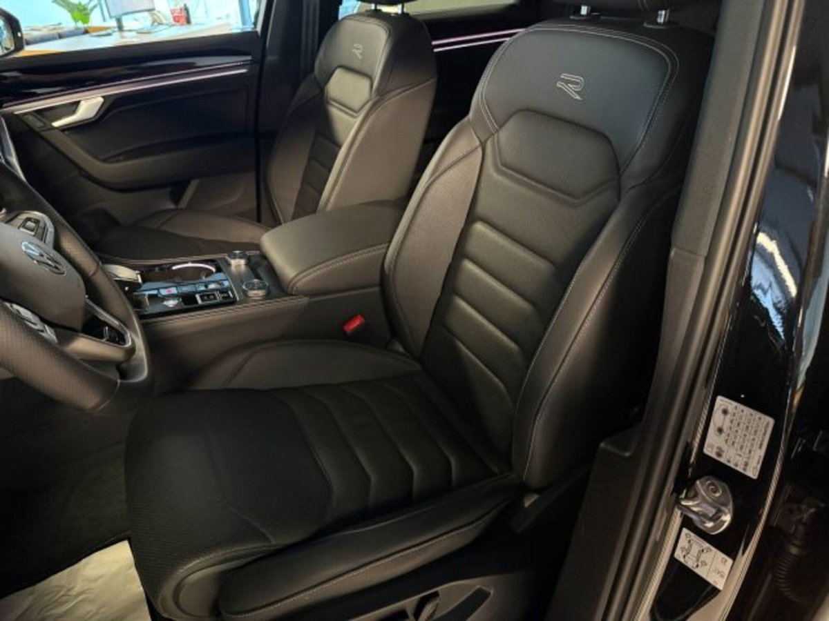 Volkswagen Touareg 3.0 V6 TDI SCR (7)