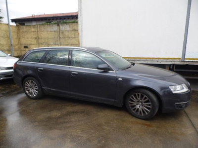 Audi A6 Avant 3.0 V6 TDI F.AP. quattro (4)