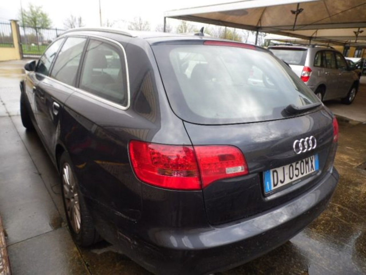 Audi A6 Avant 3.0 V6 TDI F.AP. quattro (7)