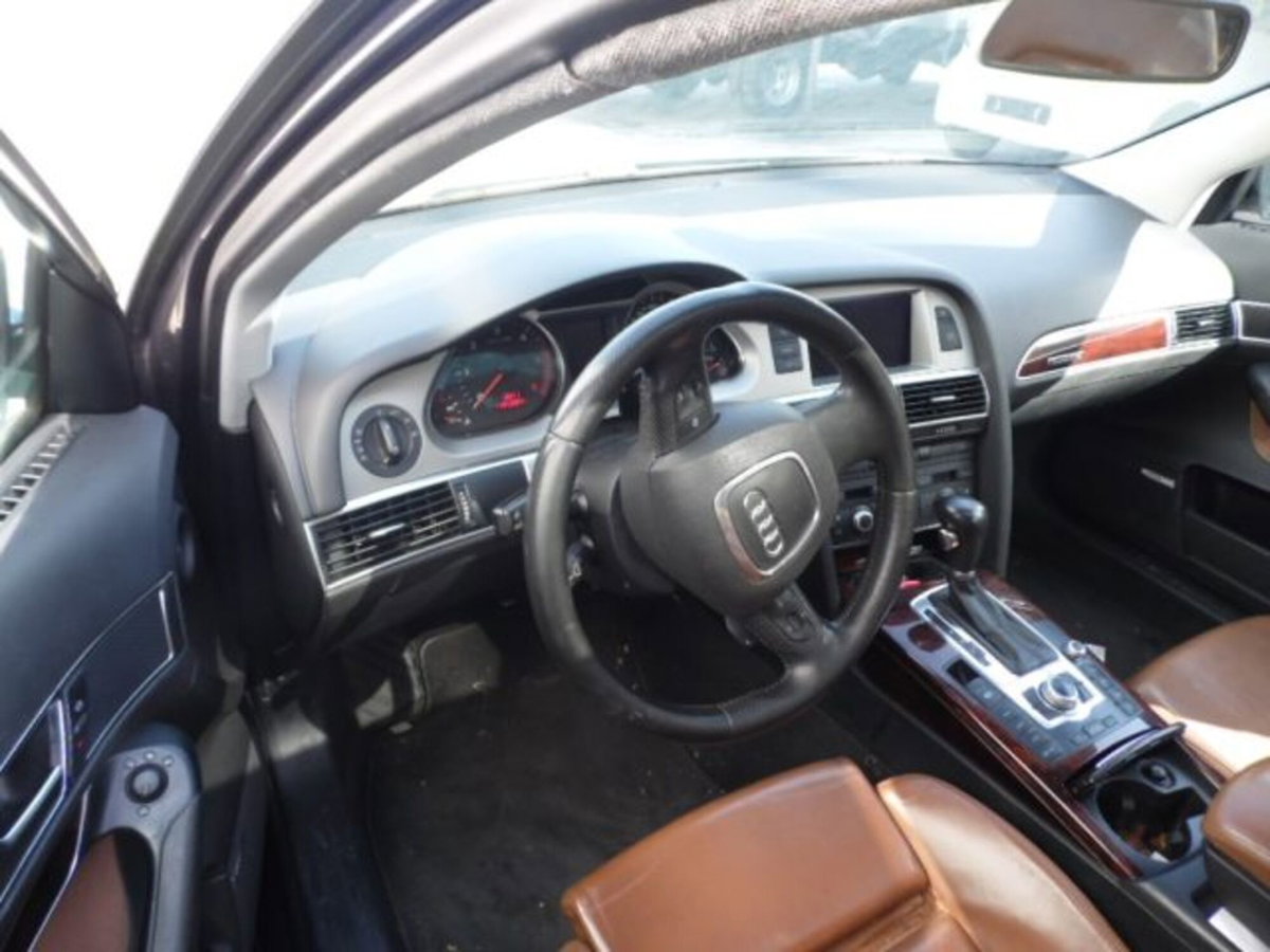 Audi A6 Avant 3.0 V6 TDI F.AP. quattro (9)
