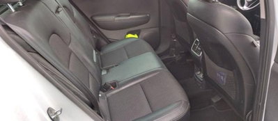 Kia Sportage 1.7 CRDI 2WD Active (8)