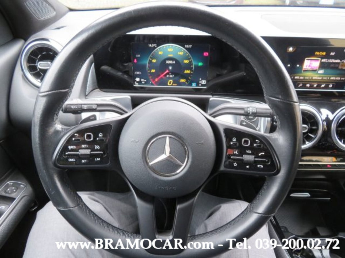 Mercedes-Benz GLB 180 d Automatic Sport (15)