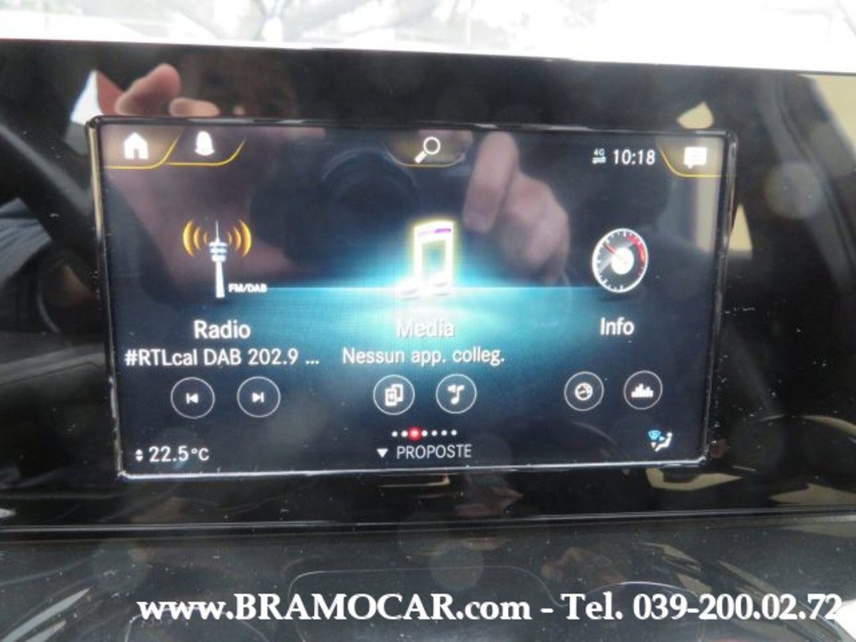 Mercedes-Benz GLB 180 d Automatic Sport (20)