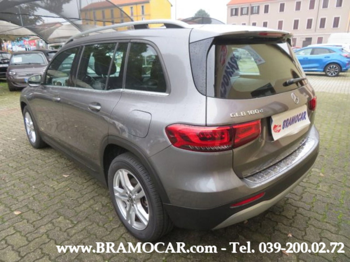 Mercedes-Benz GLB 180 d Automatic Sport (8)