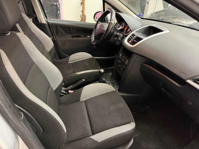 Peugeot 207 8V 75CV 5p. Energie ECO GPL (10)