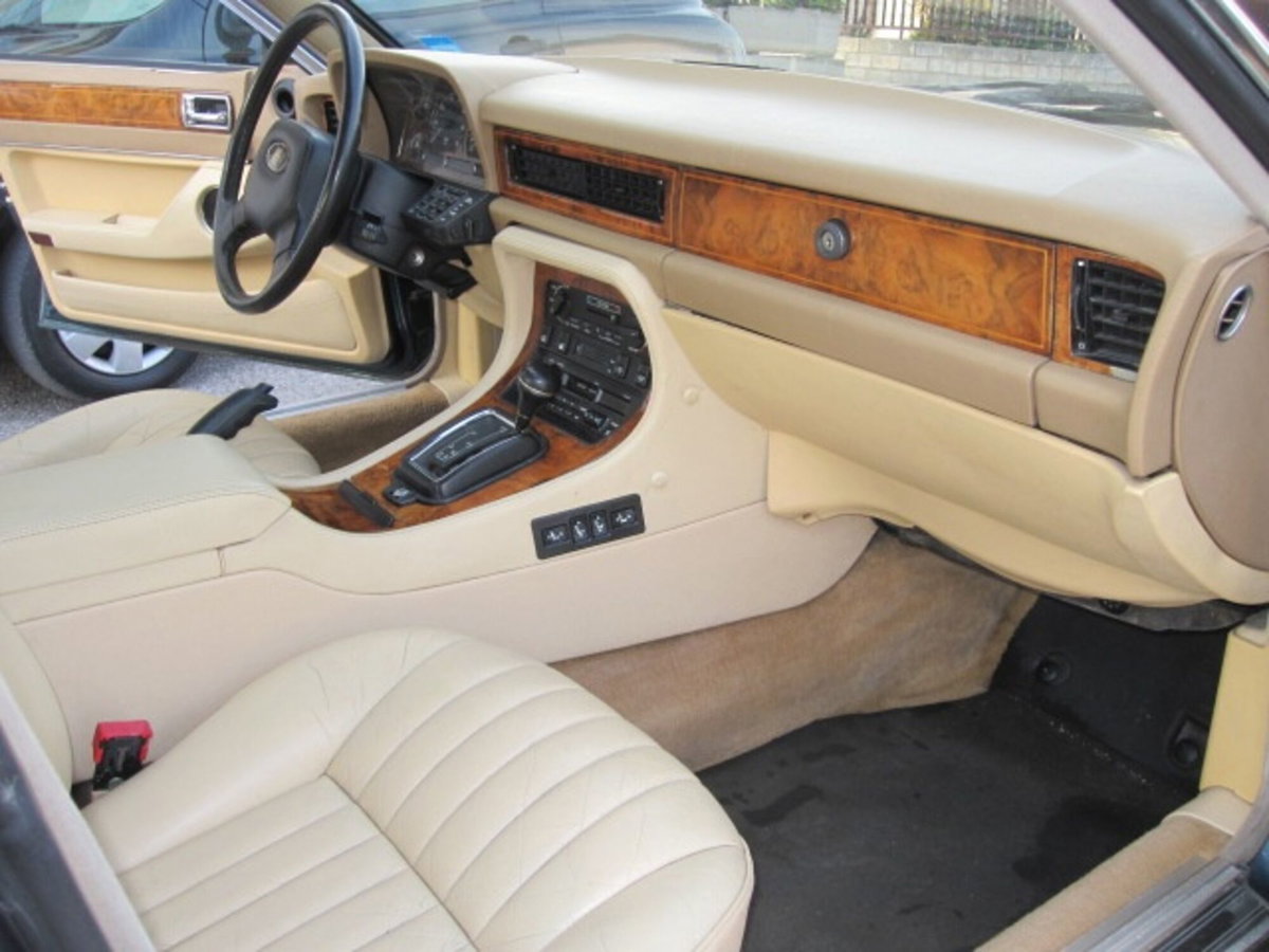 Jaguar Sovereign 3.2 cat automatic (12)