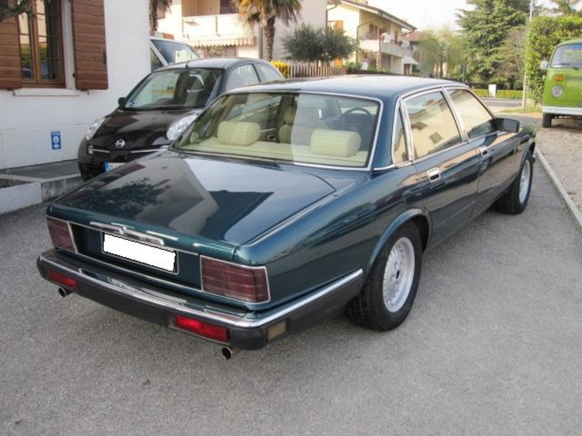 Jaguar Sovereign 3.2 cat automatic (3)