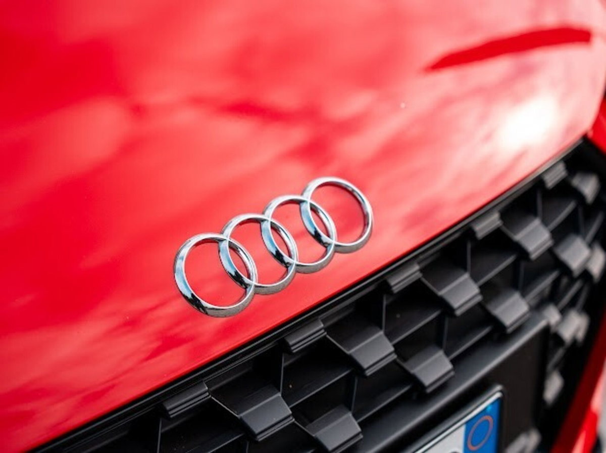 Audi TT Coupé 40 TFSI S tronic (2)