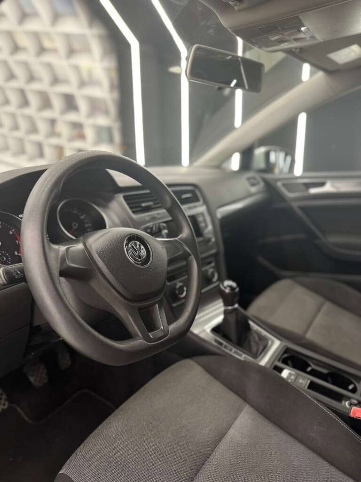 Volkswagen Golf 1.4 TGI 5p. Highline BlueMotion (16)