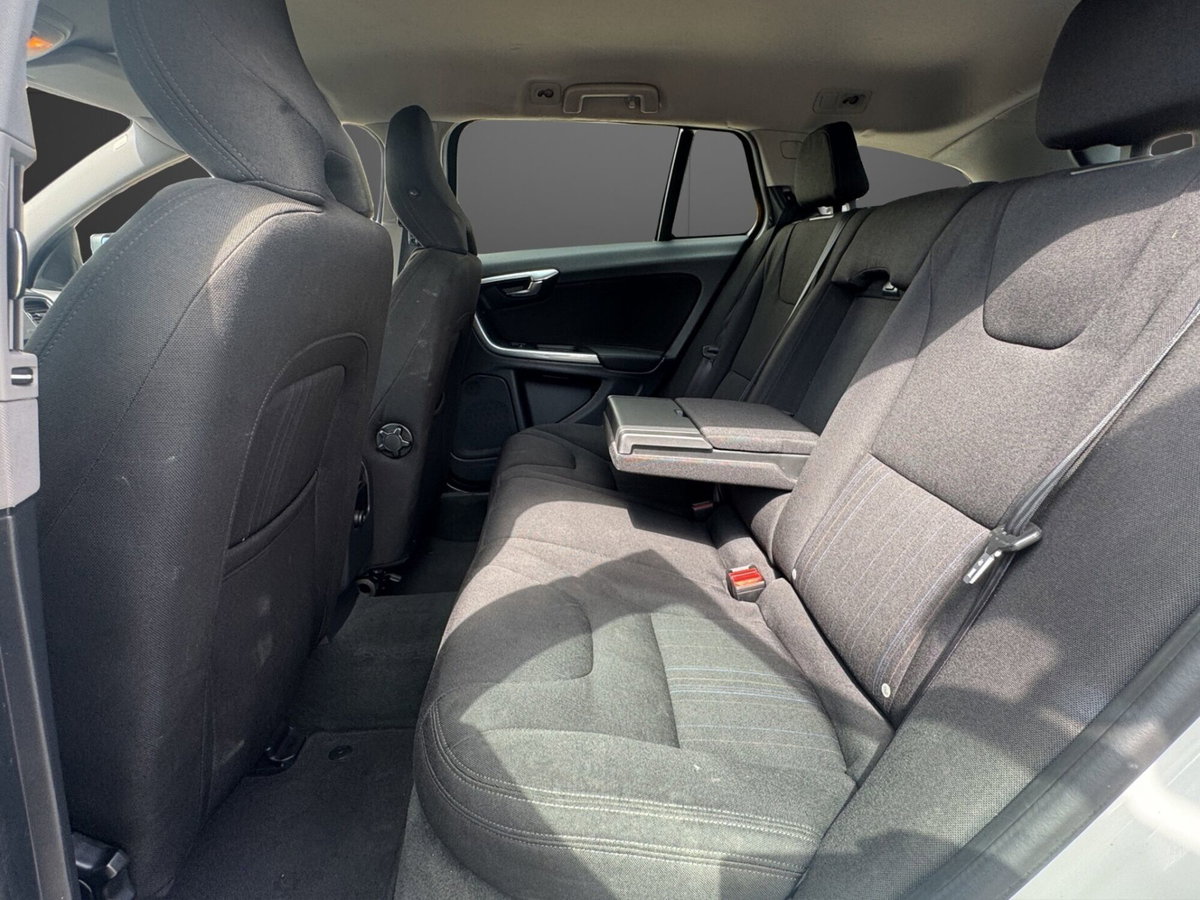 Volvo V60 D3 Geartronic Momentum (12)