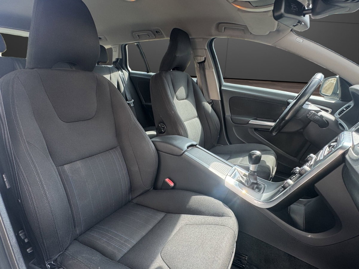 Volvo V60 D3 Geartronic Momentum (13)