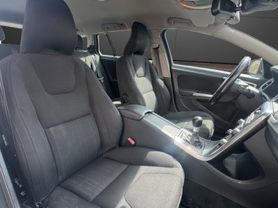Volvo V60 D3 Geartronic Momentum (13)