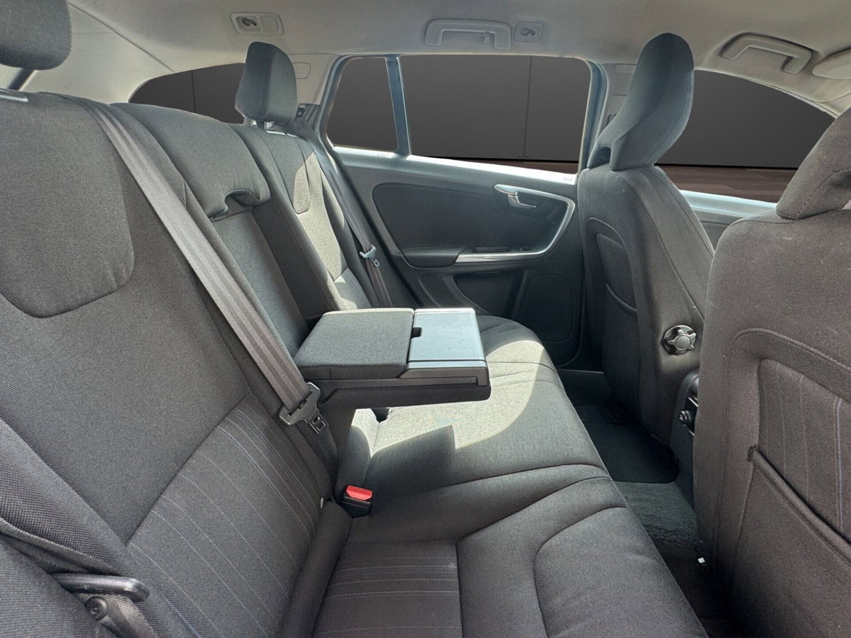 Volvo V60 D3 Geartronic Momentum (14)