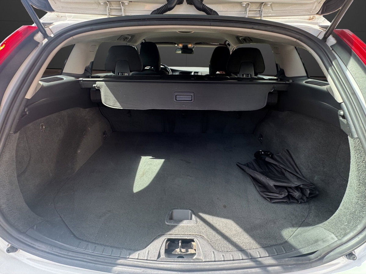 Volvo V60 D3 Geartronic Momentum (15)