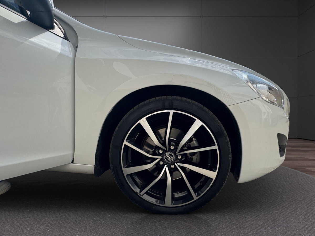 Volvo V60 D3 Geartronic Momentum (8)