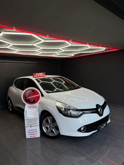 Renault Clio 1.2 75CV 5 porte Intens usata