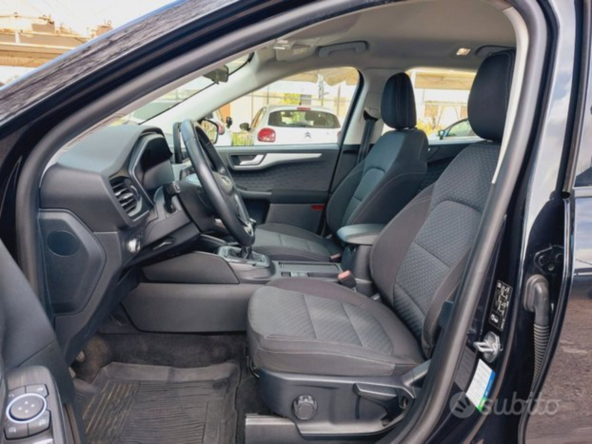 Ford Kuga 1.5 EcoBlue 120 CV 2WD Titanium (4)