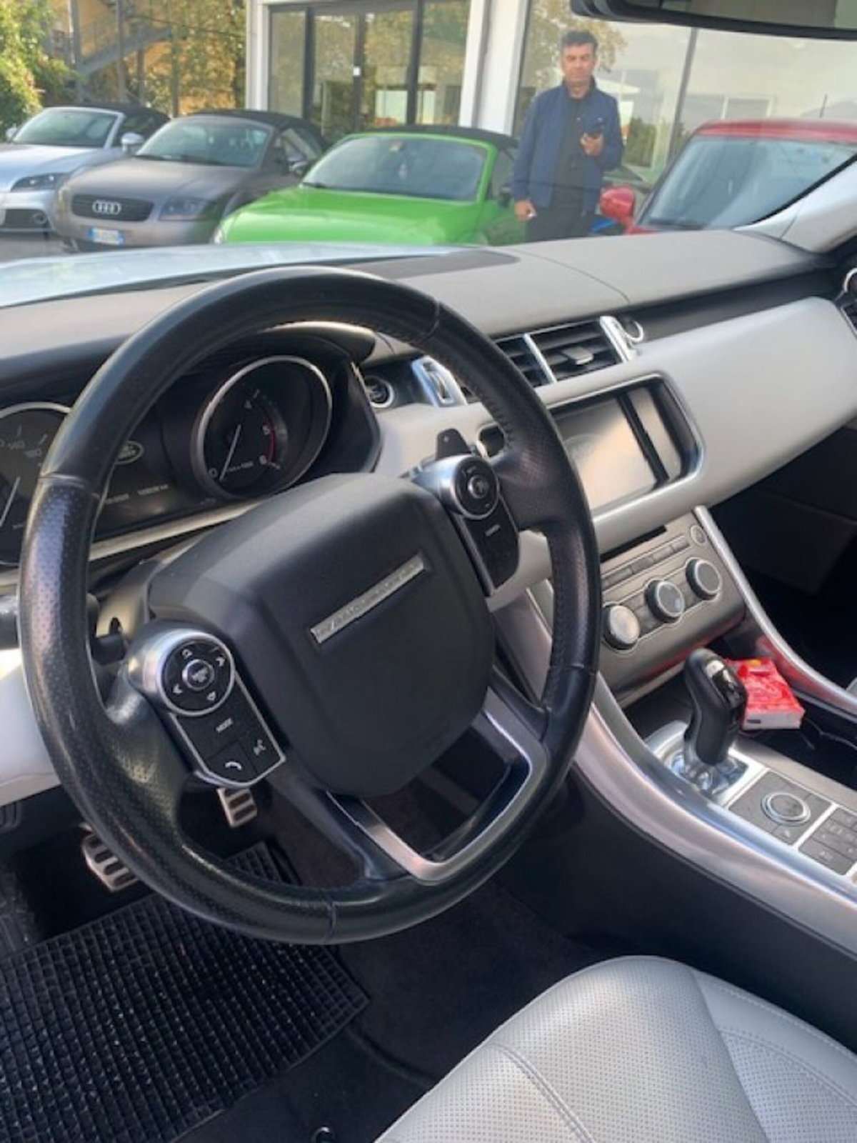 Land Rover Range Rover Sport 3.0 TDV6 HSE Dynamic (9)