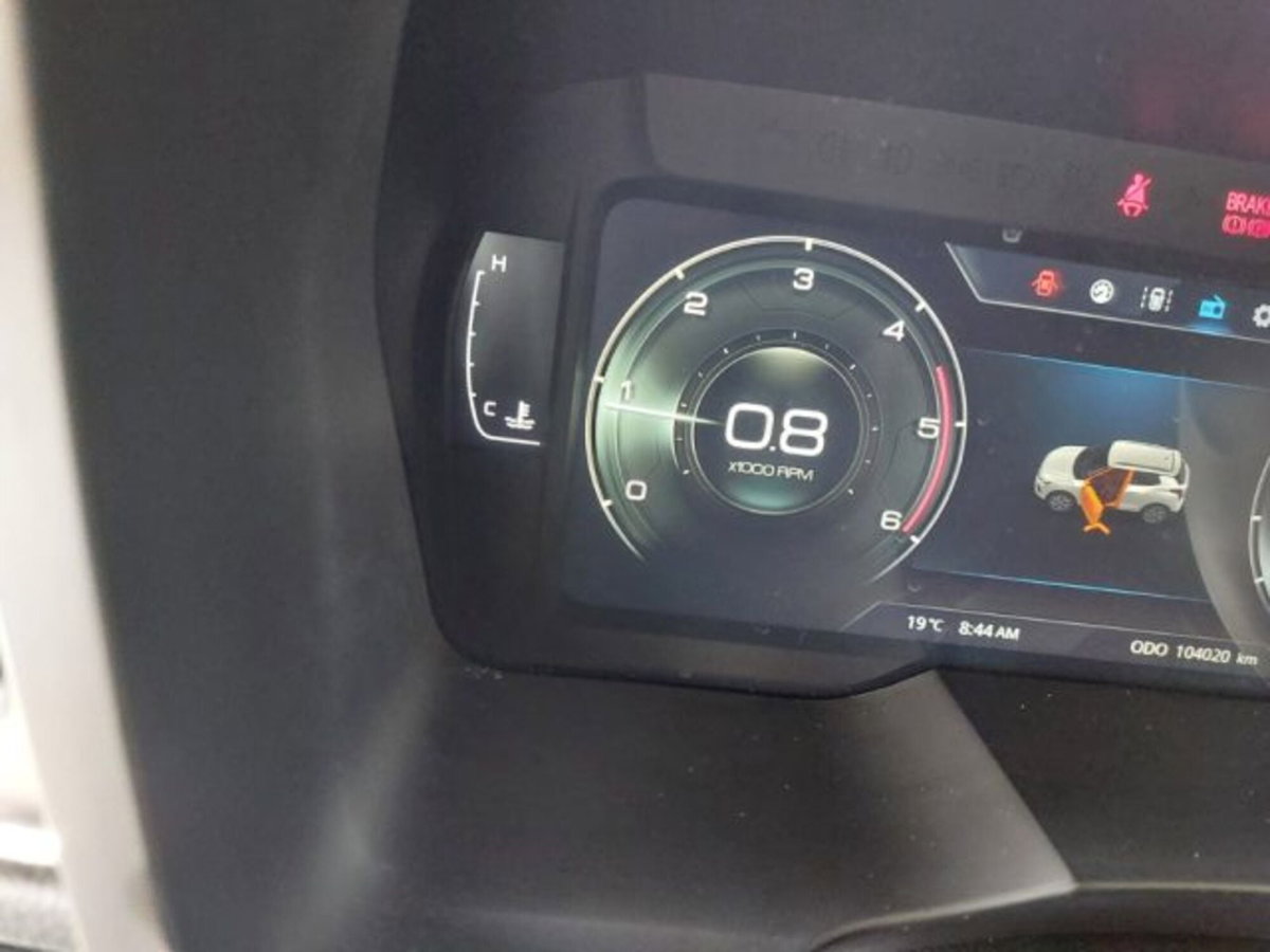 Ssangyong Tivoli 1.6 diesel 2WD Exclusive (10)