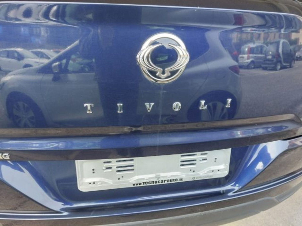 Ssangyong Tivoli 1.6 diesel 2WD Exclusive (18)