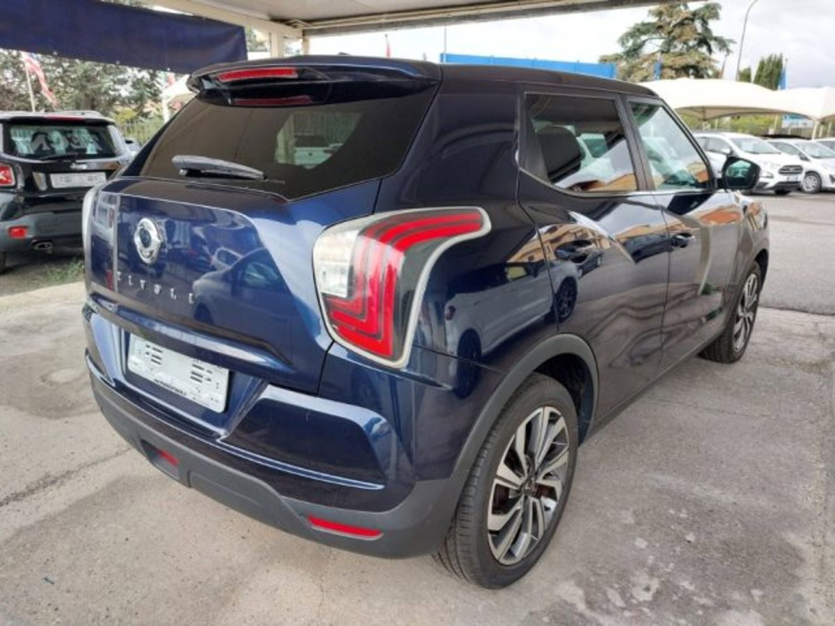 Ssangyong Tivoli 1.6 diesel 2WD Exclusive (5)