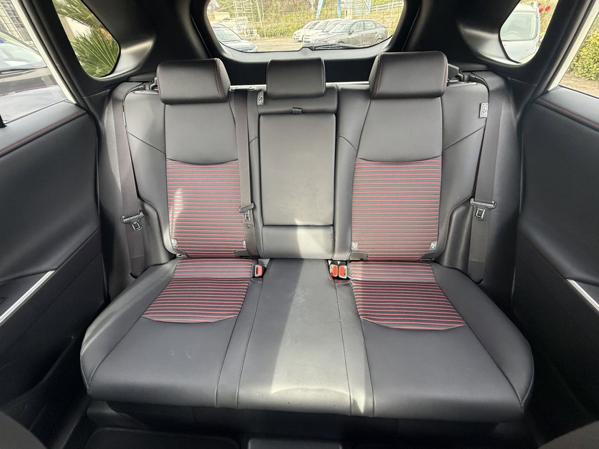 Suzuki Across 2.5 Plug-in Hybrid E-CVT 4WD Top (12)