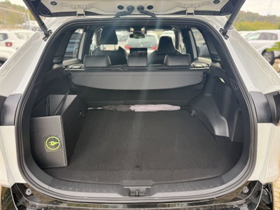Suzuki Across 2.5 Plug-in Hybrid E-CVT 4WD Top (16)