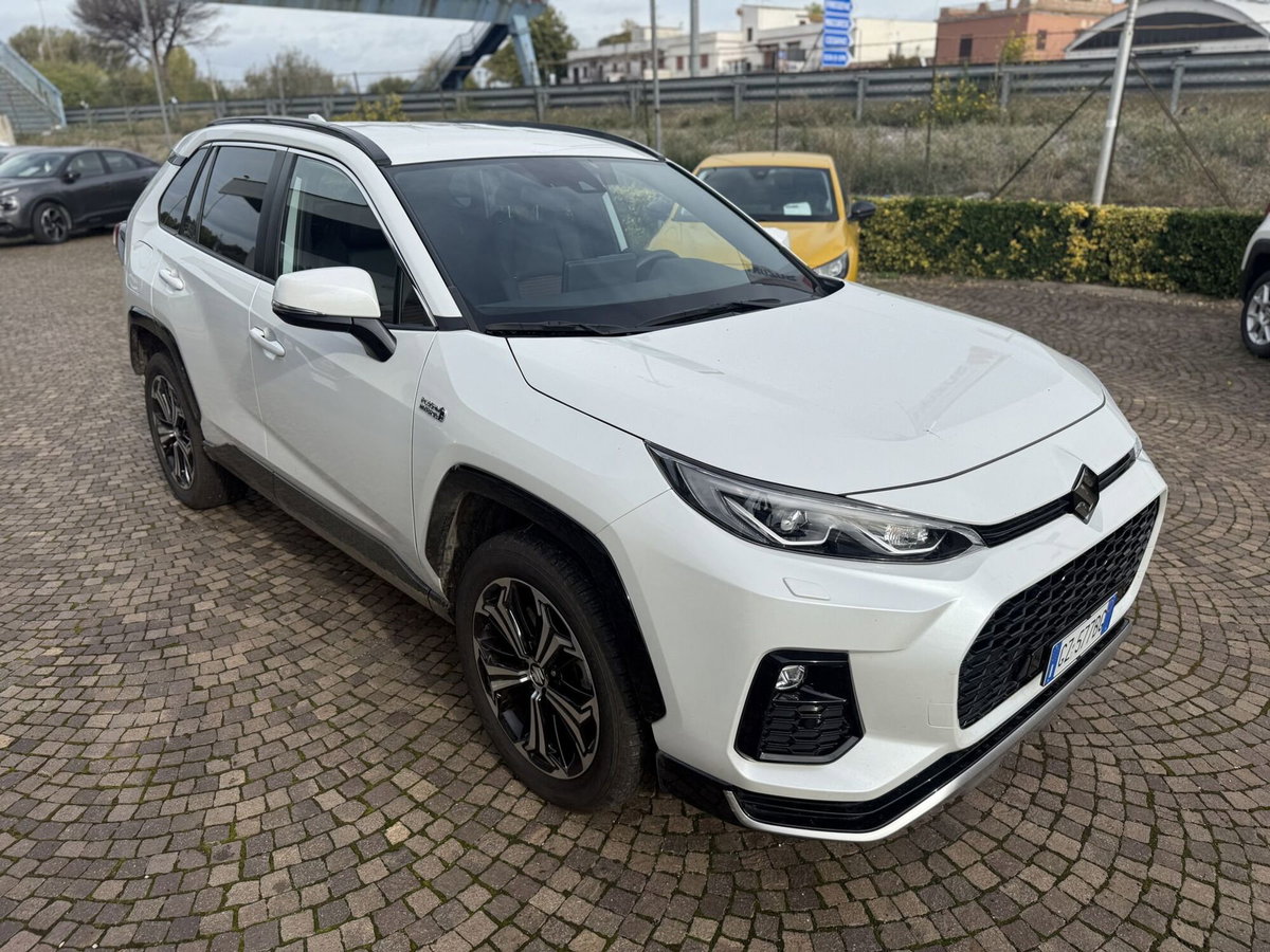 Suzuki Across 2.5 Plug-in Hybrid E-CVT 4WD Top (2)