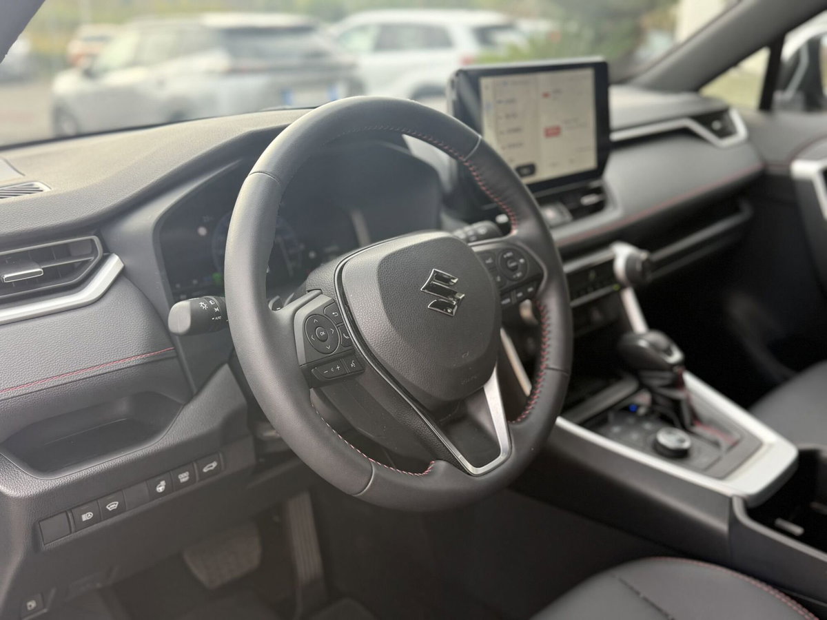 Suzuki Across 2.5 Plug-in Hybrid E-CVT 4WD Top (8)