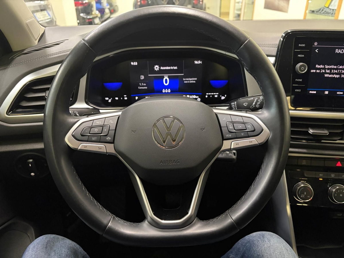 Volkswagen T-Roc 1.5 tsi Life dsg (17)