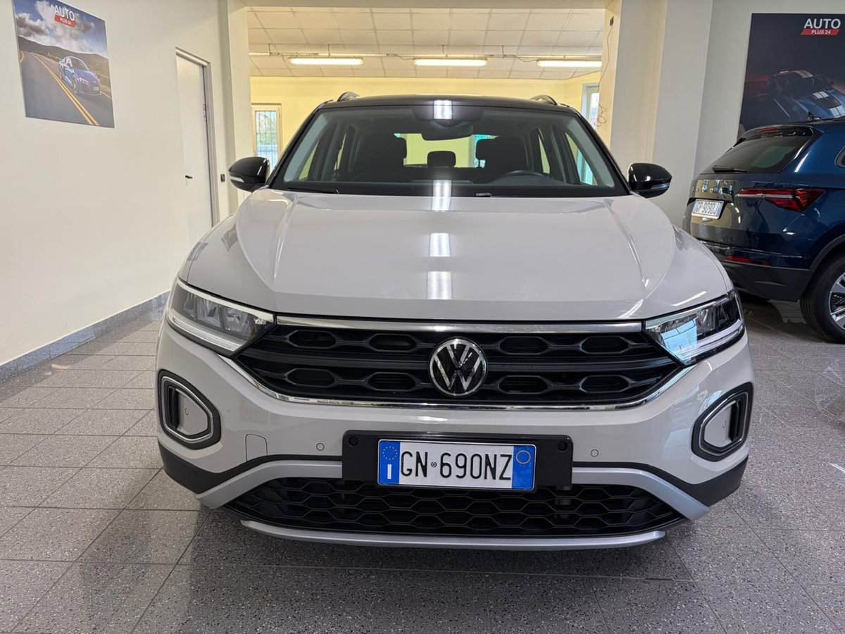 Volkswagen T-Roc 1.5 tsi Life dsg (3)